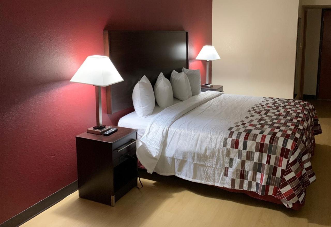 Red Roof Inn Atlanta - Six Flags Lodge West Экстерьер фото