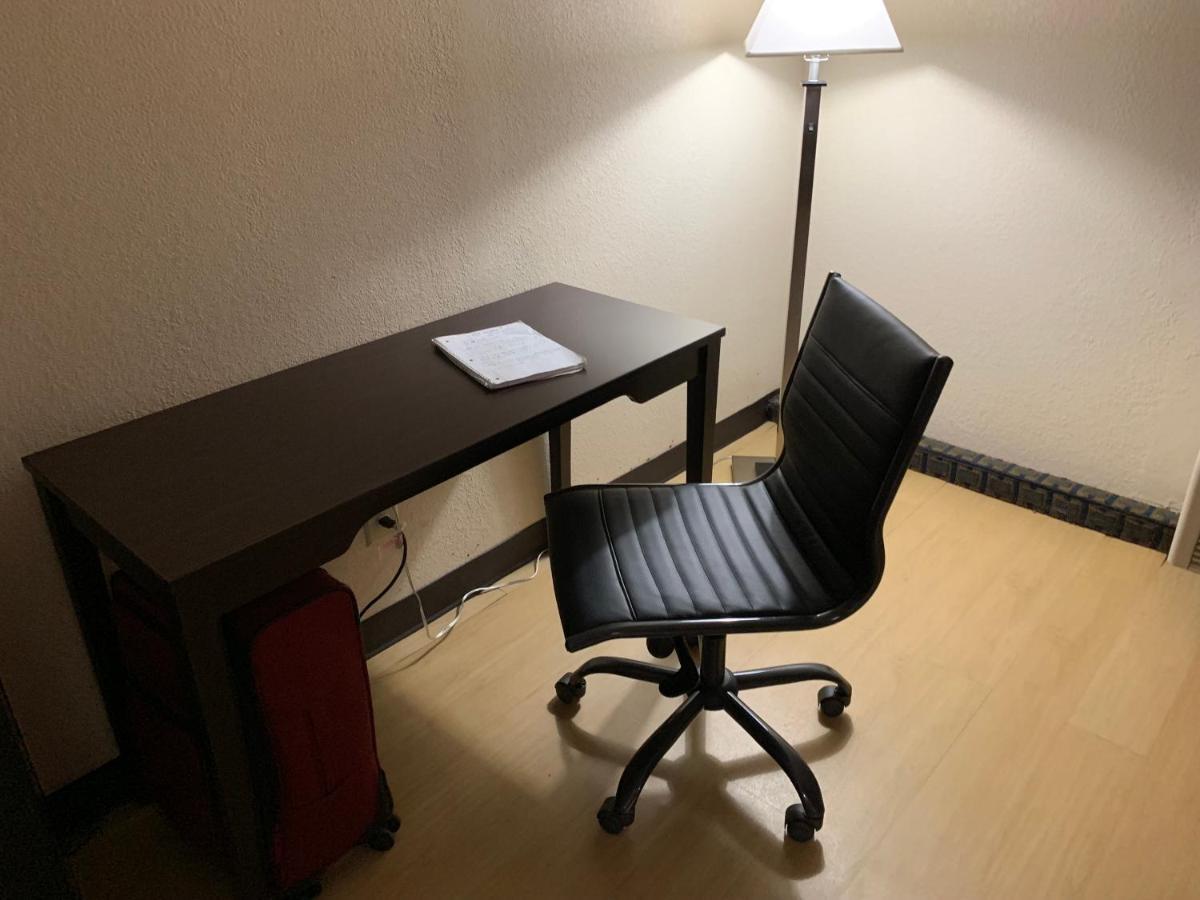 Red Roof Inn Atlanta - Six Flags Lodge West Экстерьер фото