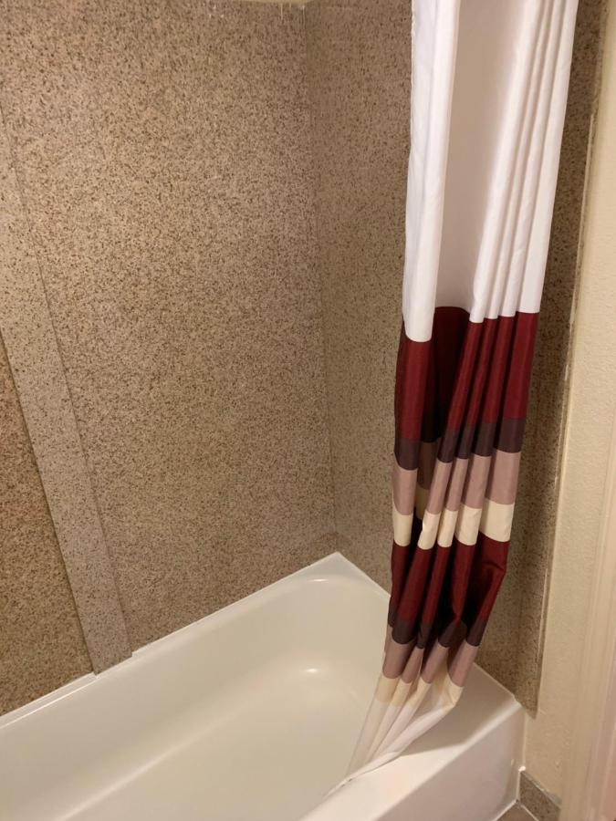 Red Roof Inn Atlanta - Six Flags Lodge West Экстерьер фото